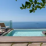 Carminia Villa Positano